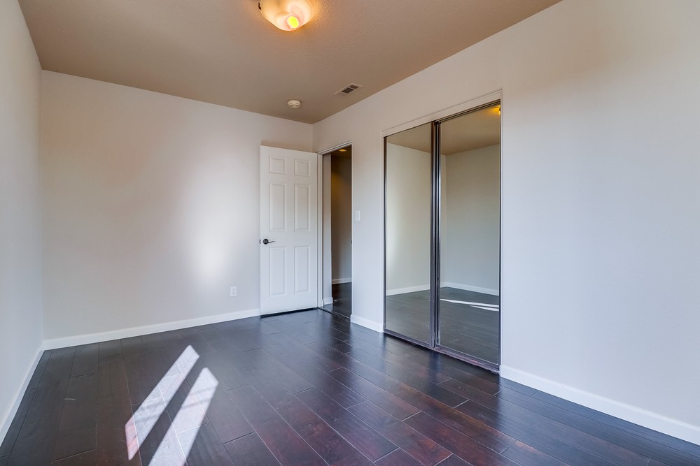 Virtual tour photo 45 of 52 for 1255 Gertrude St