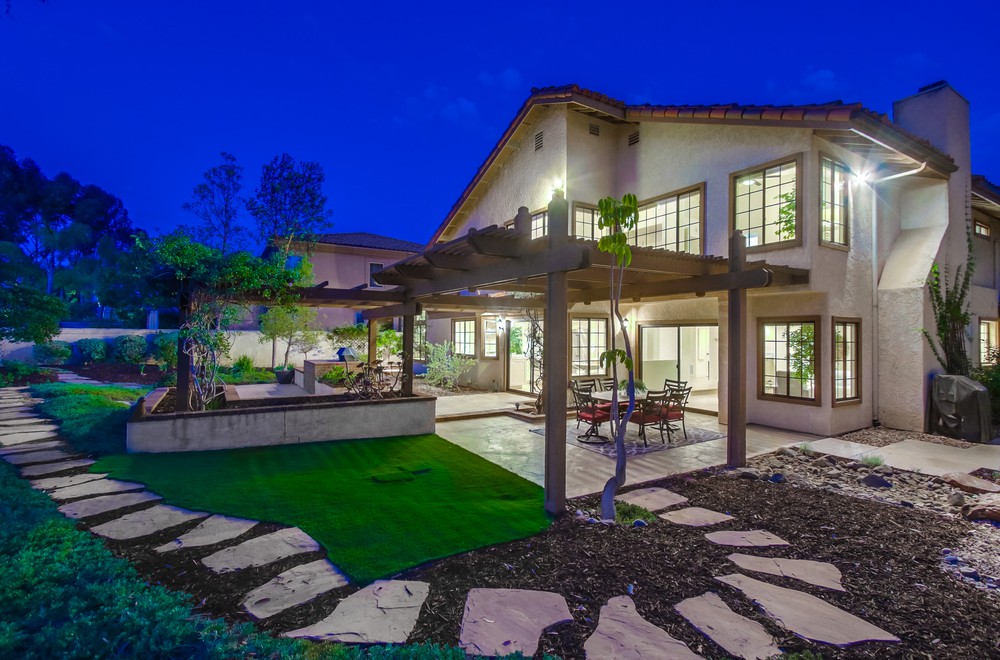 Virtual tour photo 13 of 98 for 12550 Fairbrook Rd
