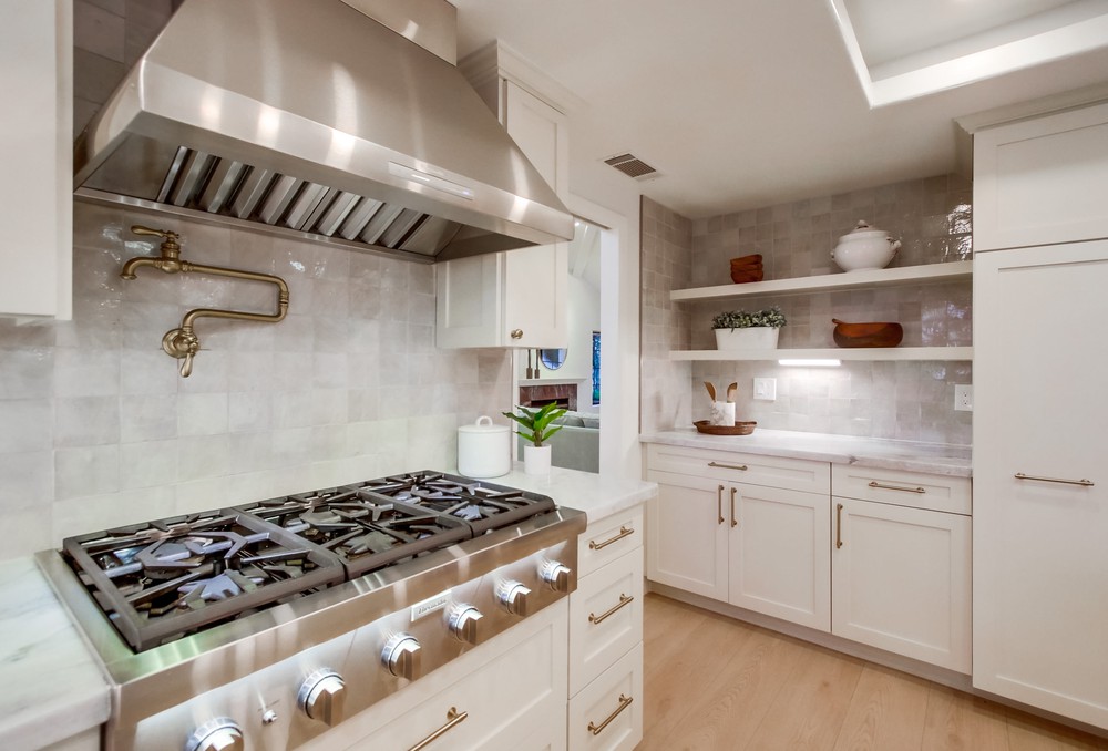Virtual tour photo 37 of 98 for 12550 Fairbrook Rd