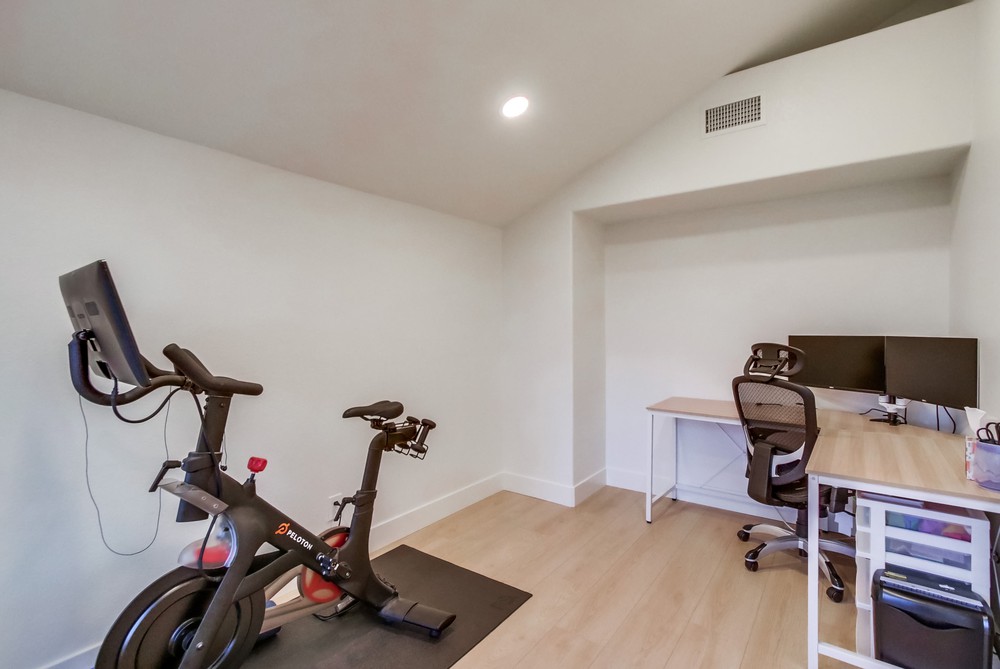 Virtual tour photo 50 of 98 for 12550 Fairbrook Rd