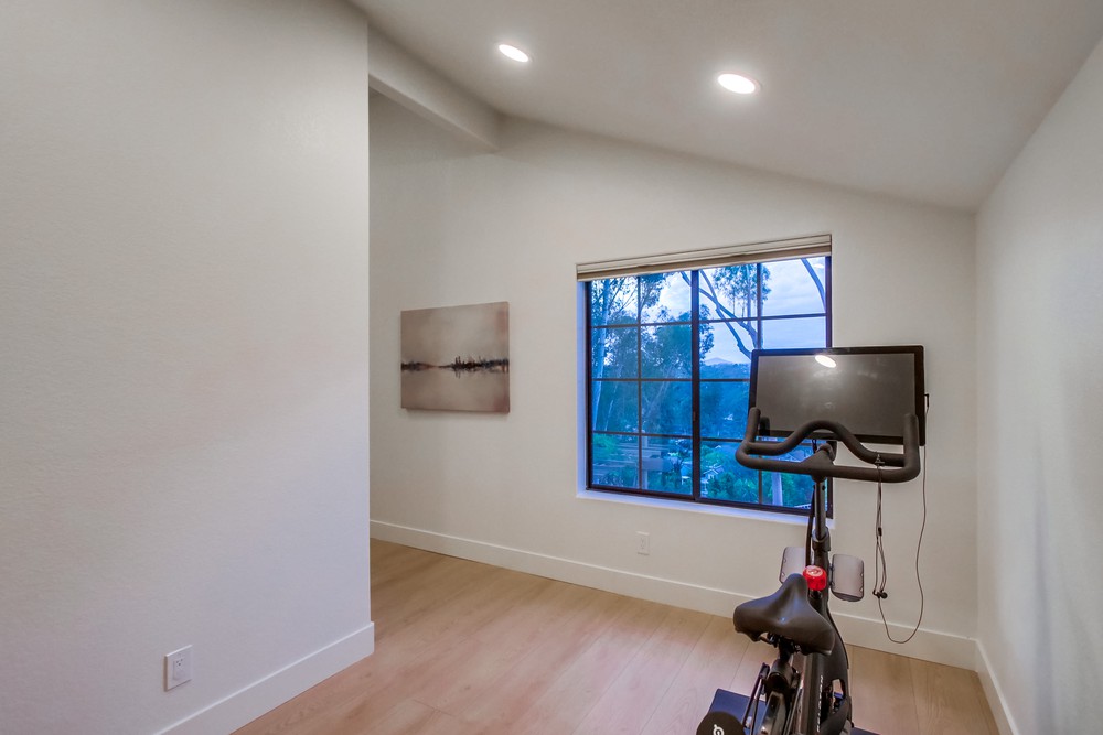 Virtual tour photo 51 of 98 for 12550 Fairbrook Rd