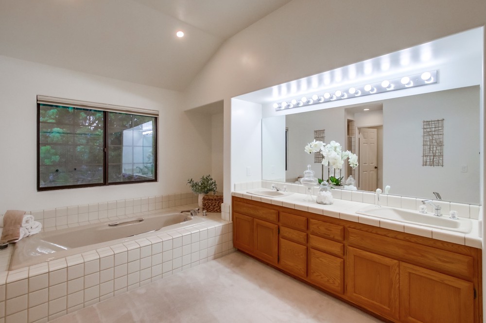Virtual tour photo 53 of 98 for 12550 Fairbrook Rd
