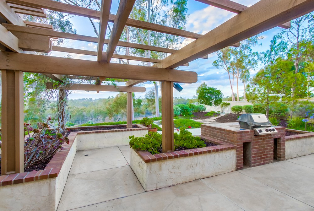 Virtual tour photo 84 of 98 for 12550 Fairbrook Rd