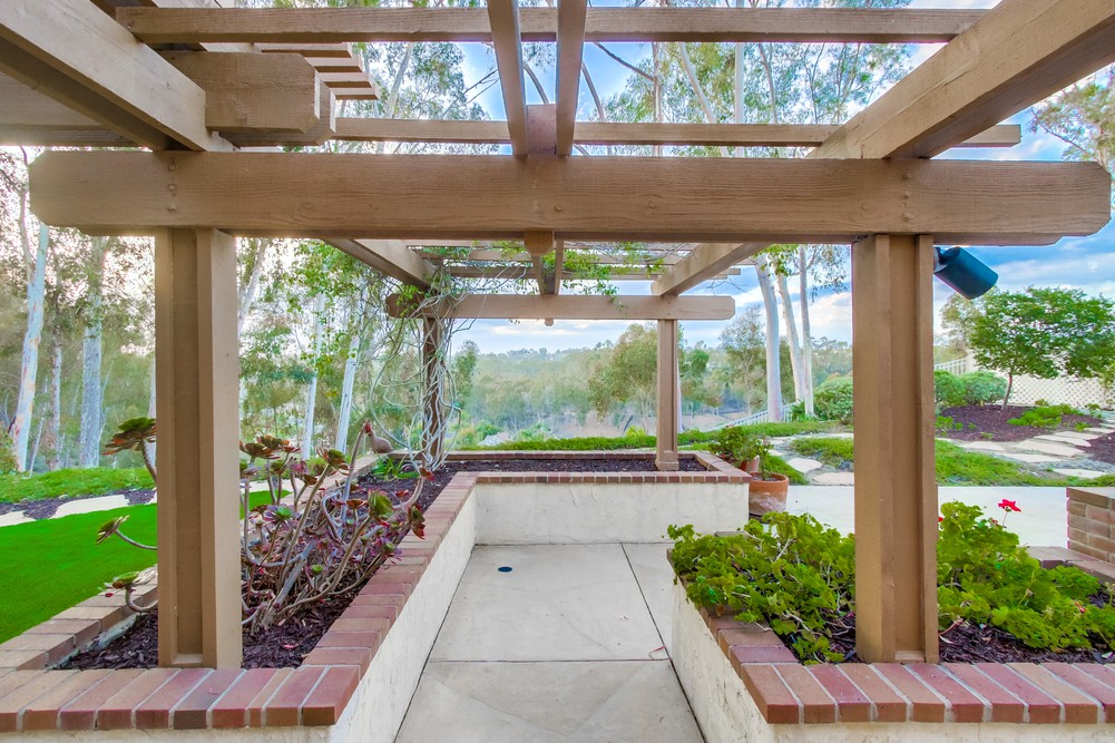 Virtual tour photo 85 of 98 for 12550 Fairbrook Rd