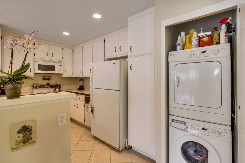 Virtual tour photo 15 of 20 for 12555 Oaks N Dr #102