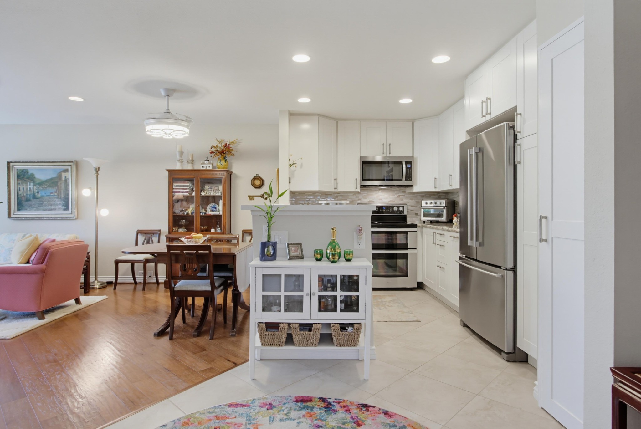 Virtual tour photo 13 of 60 for 12555 Oaks N Dr