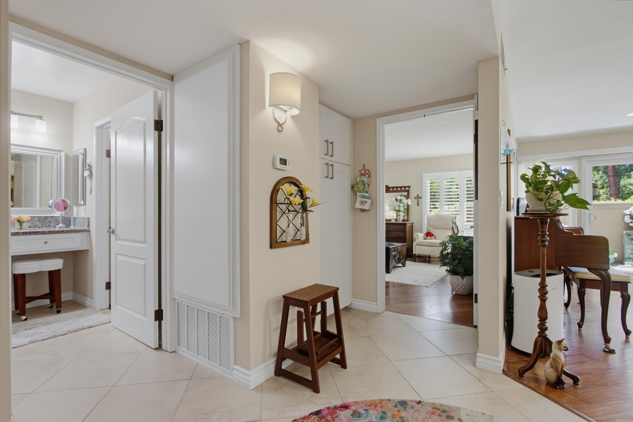 Virtual tour photo 20 of 60 for 12555 Oaks N Dr