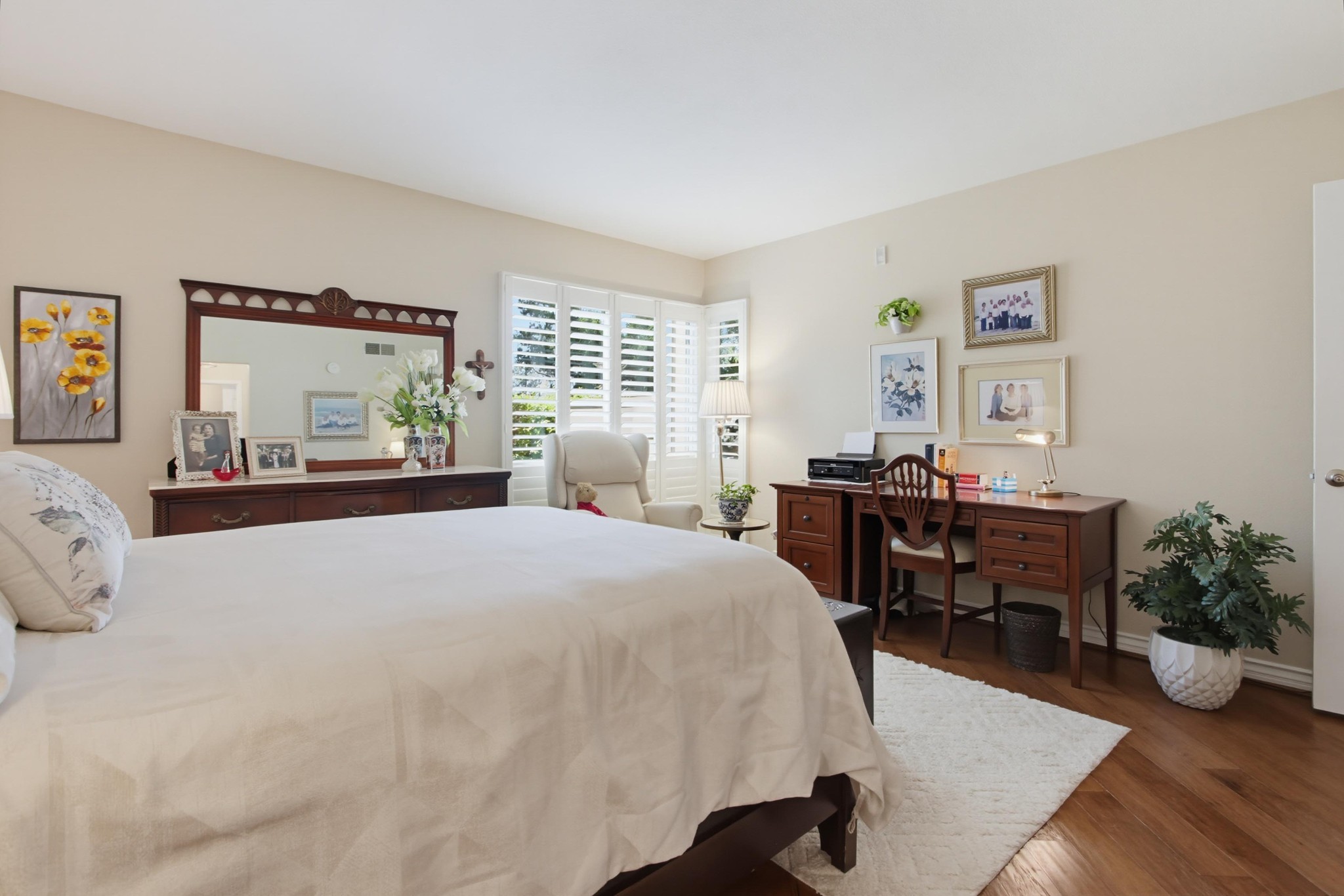 Virtual tour photo 27 of 60 for 12555 Oaks N Dr