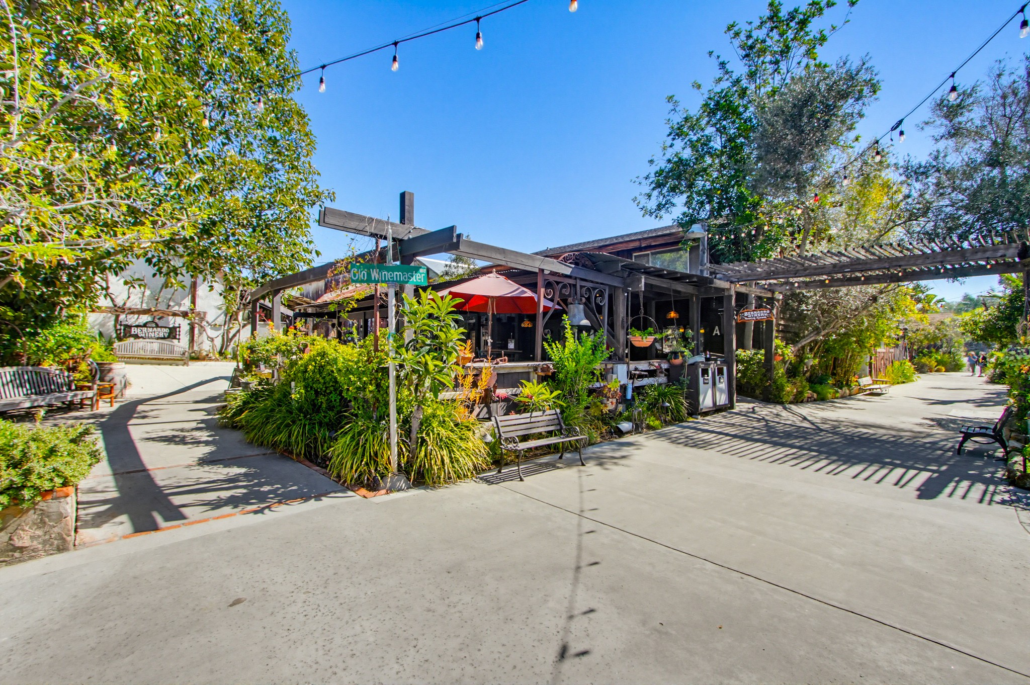Virtual tour photo 61 of 60 for 12555 Oaks N Dr