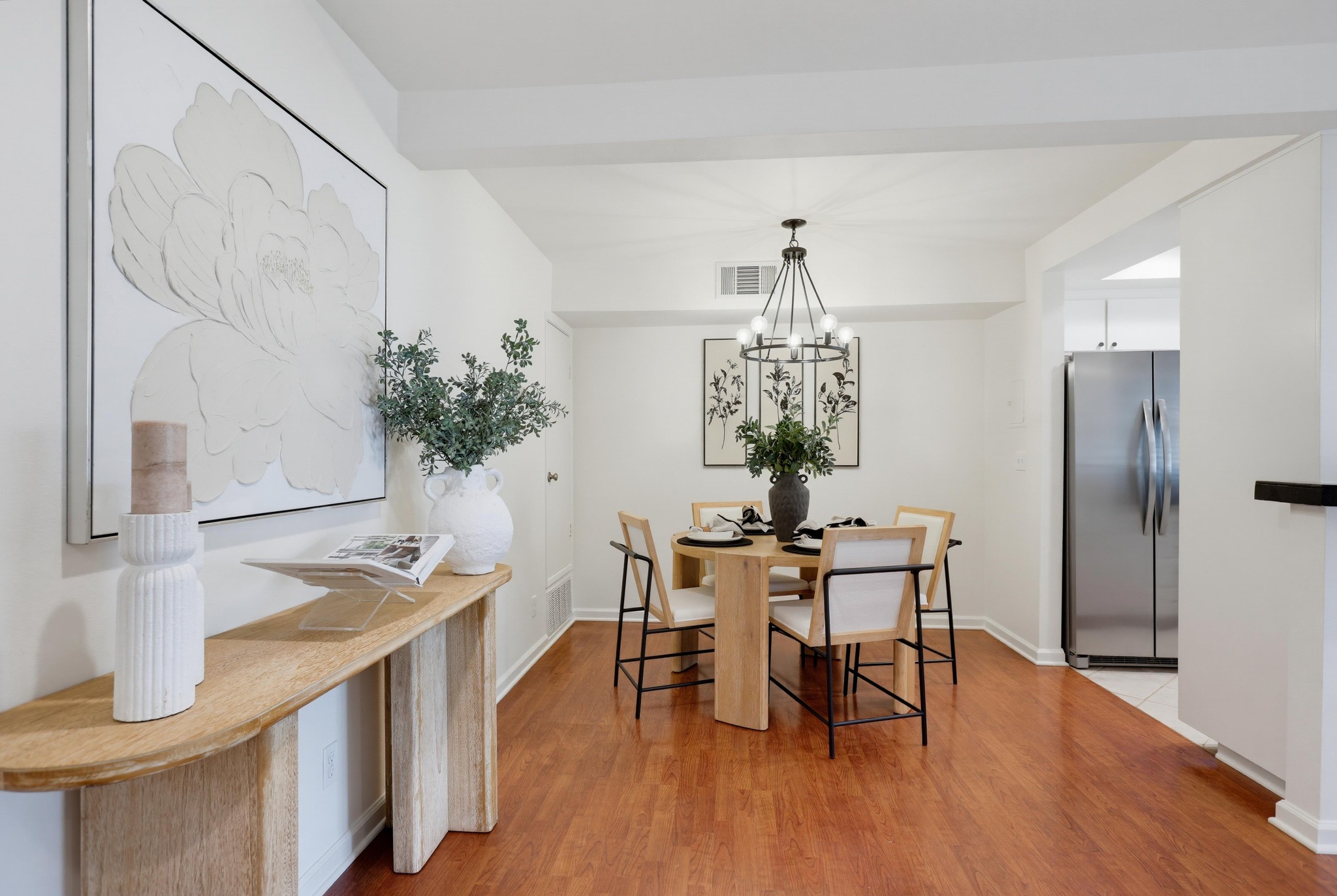 Virtual tour photo 19 of 57 for 12555 S Euclid St Apt 111