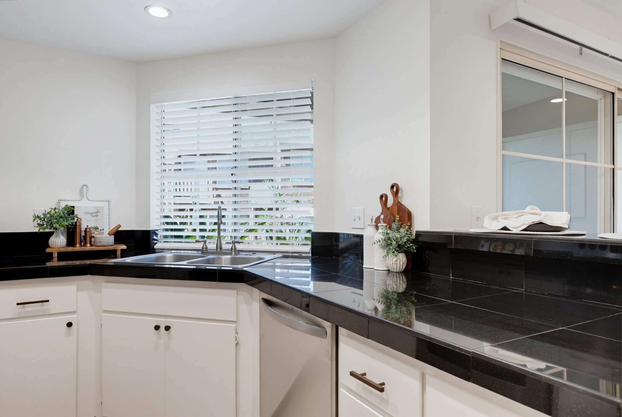 Virtual tour photo 26 of 57 for 12555 S Euclid St Apt 111