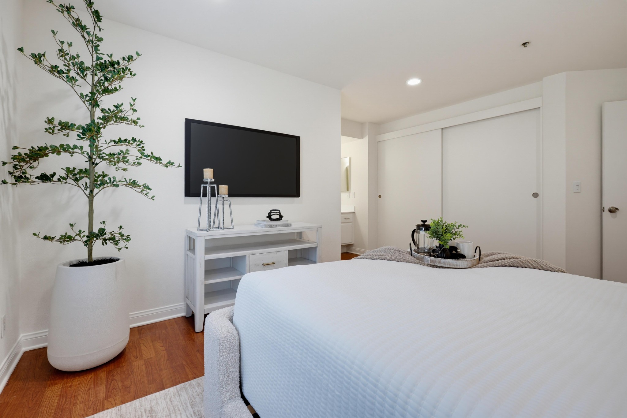 Virtual tour photo 34 of 57 for 12555 S Euclid St Apt 111