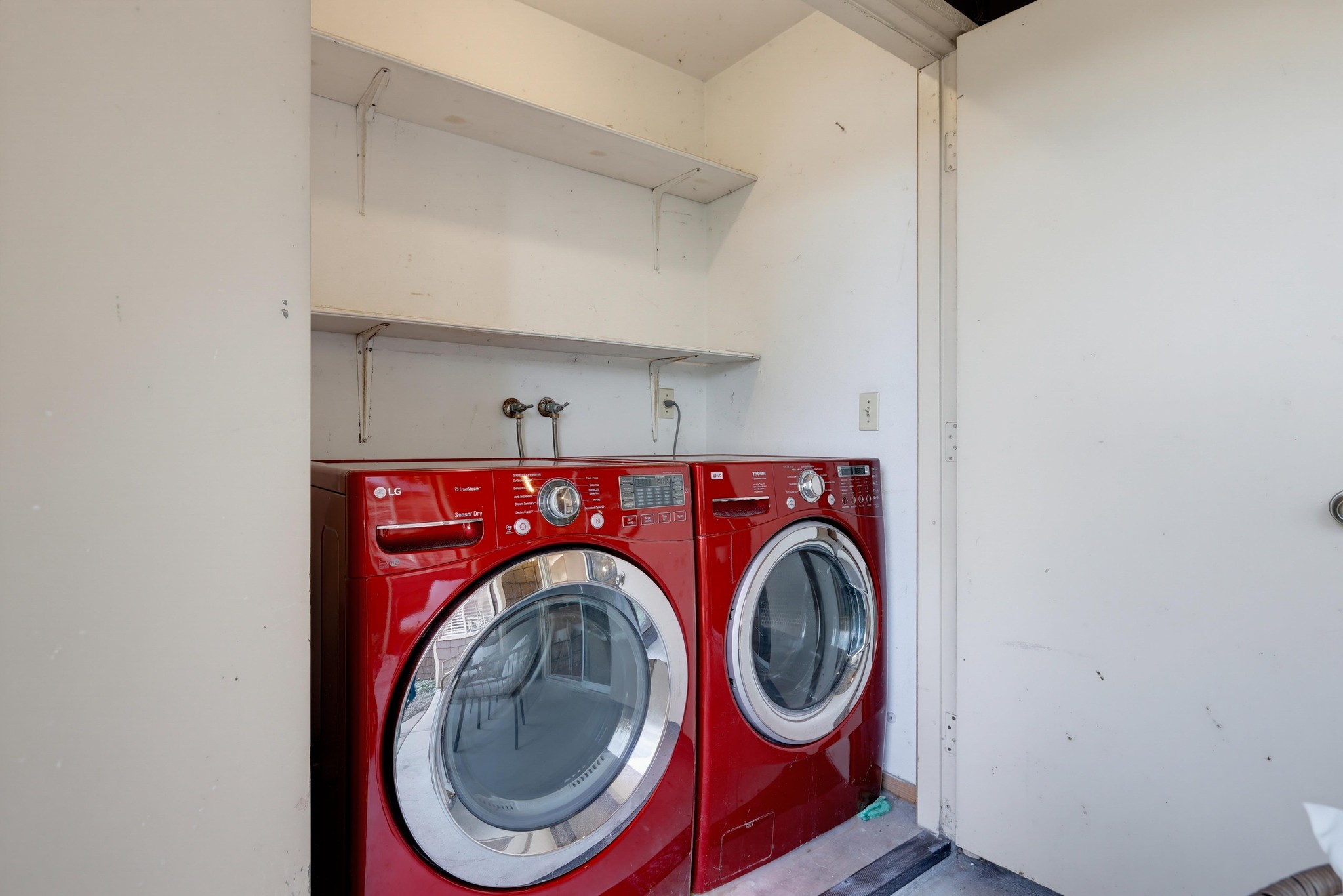 Virtual tour photo 18 of 57 for 12555 S Euclid St Apt 111
