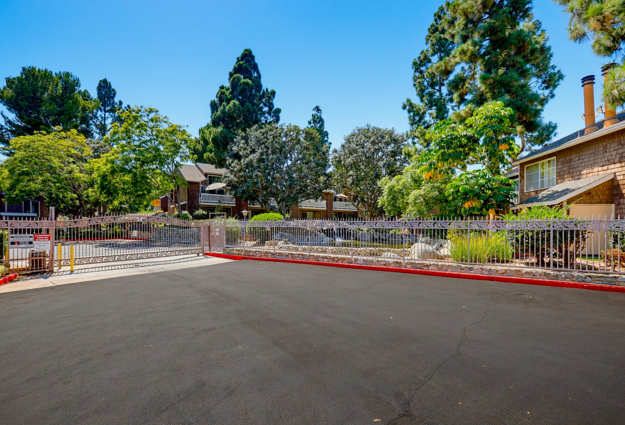 Virtual tour photo 57 of 57 for 12555 S Euclid St Apt 111