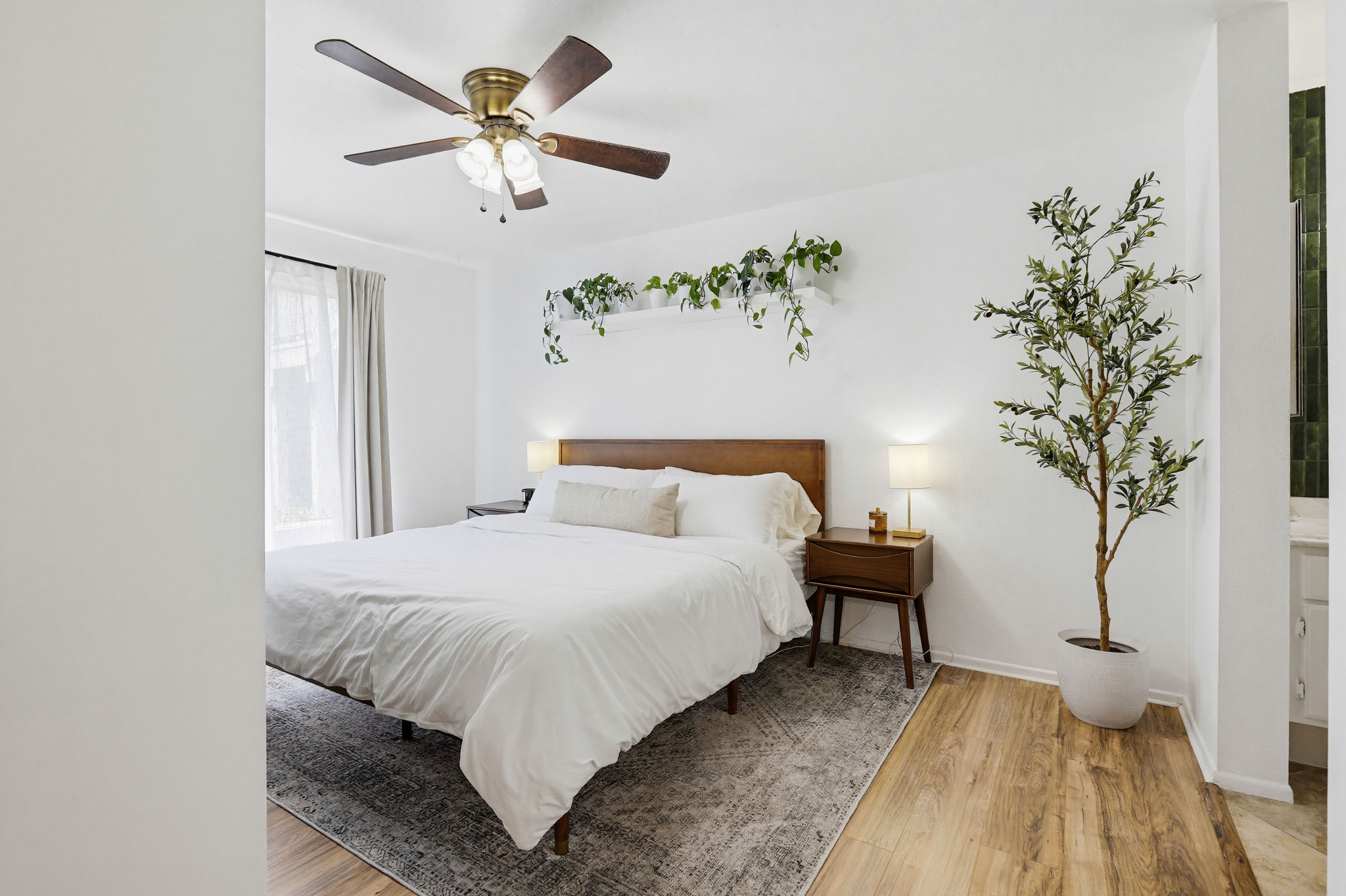 Virtual tour photo 27 of 66 for 12561 Edgemont Ln Apt 12