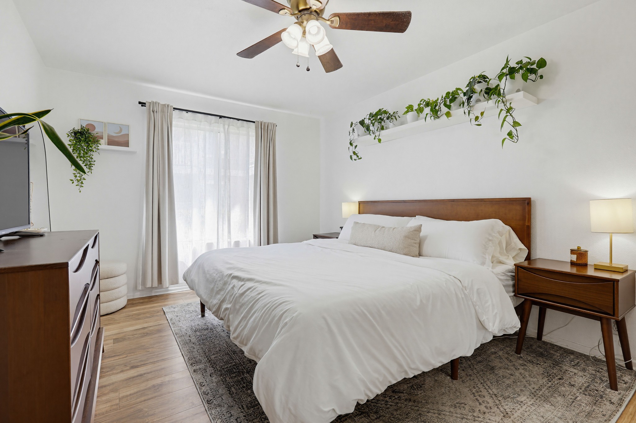 Virtual tour photo 28 of 66 for 12561 Edgemont Ln Apt 12