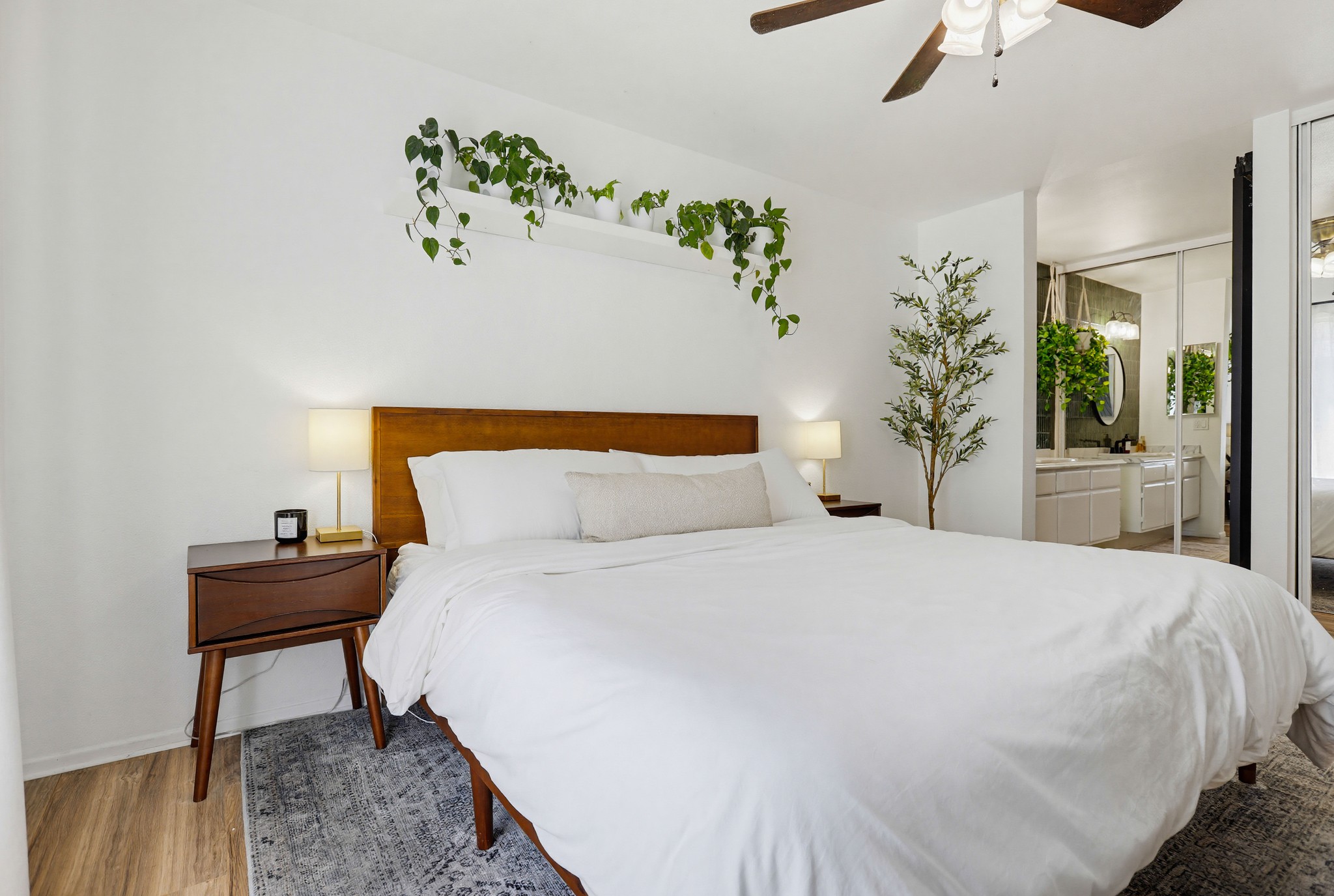 Virtual tour photo 33 of 66 for 12561 Edgemont Ln Apt 12