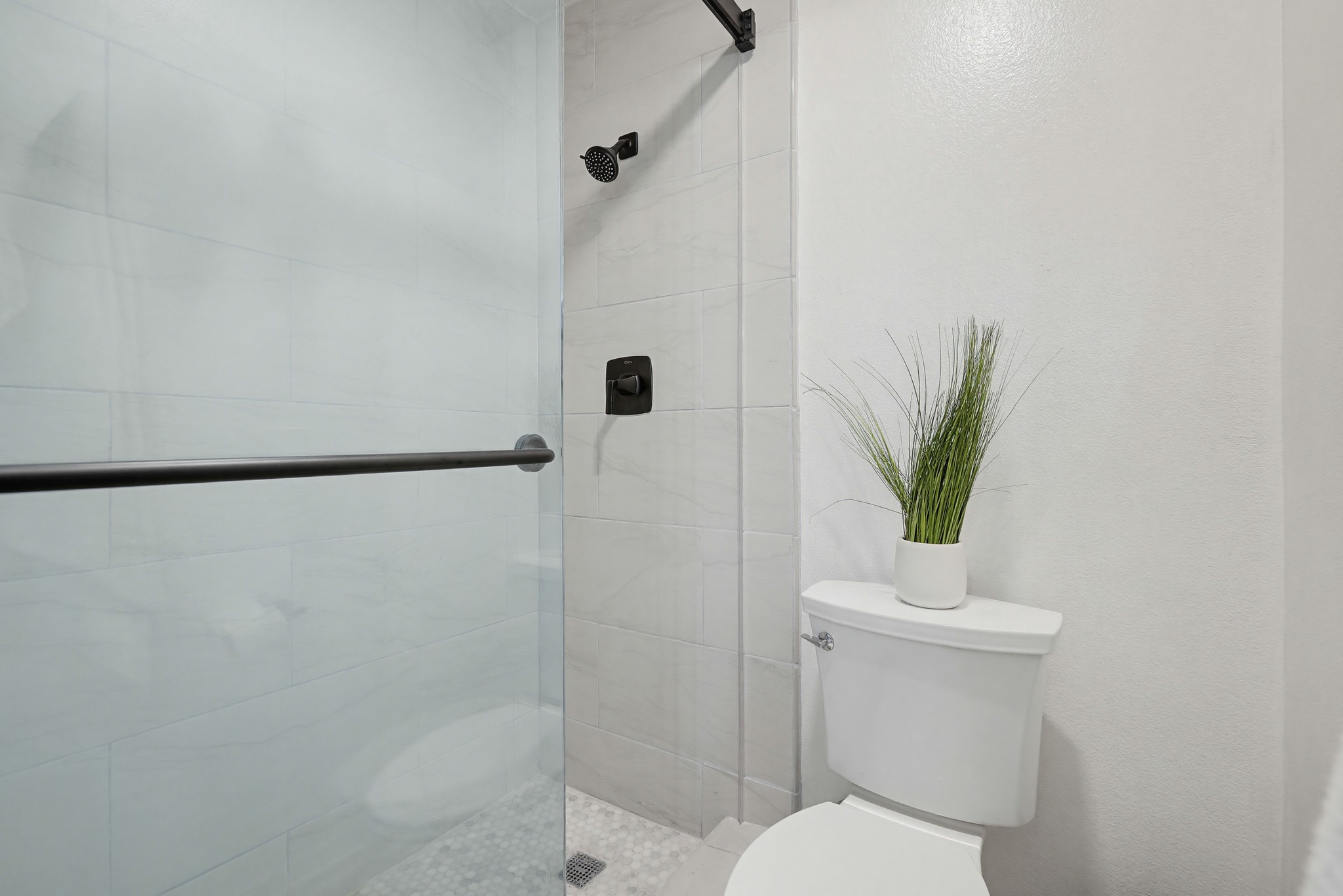 Virtual tour photo 42 of 66 for 12561 Edgemont Ln Apt 12