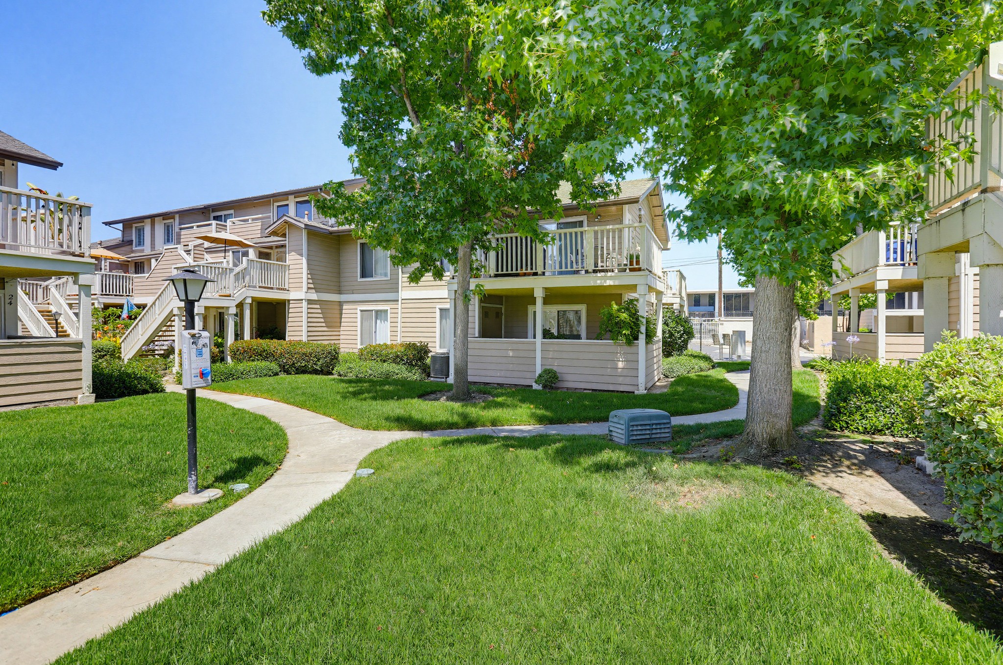 Virtual tour photo 55 of 66 for 12561 Edgemont Ln Apt 12
