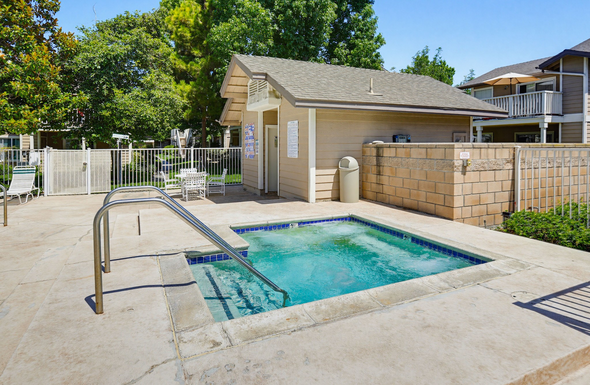 Virtual tour photo 64 of 66 for 12561 Edgemont Ln Apt 12