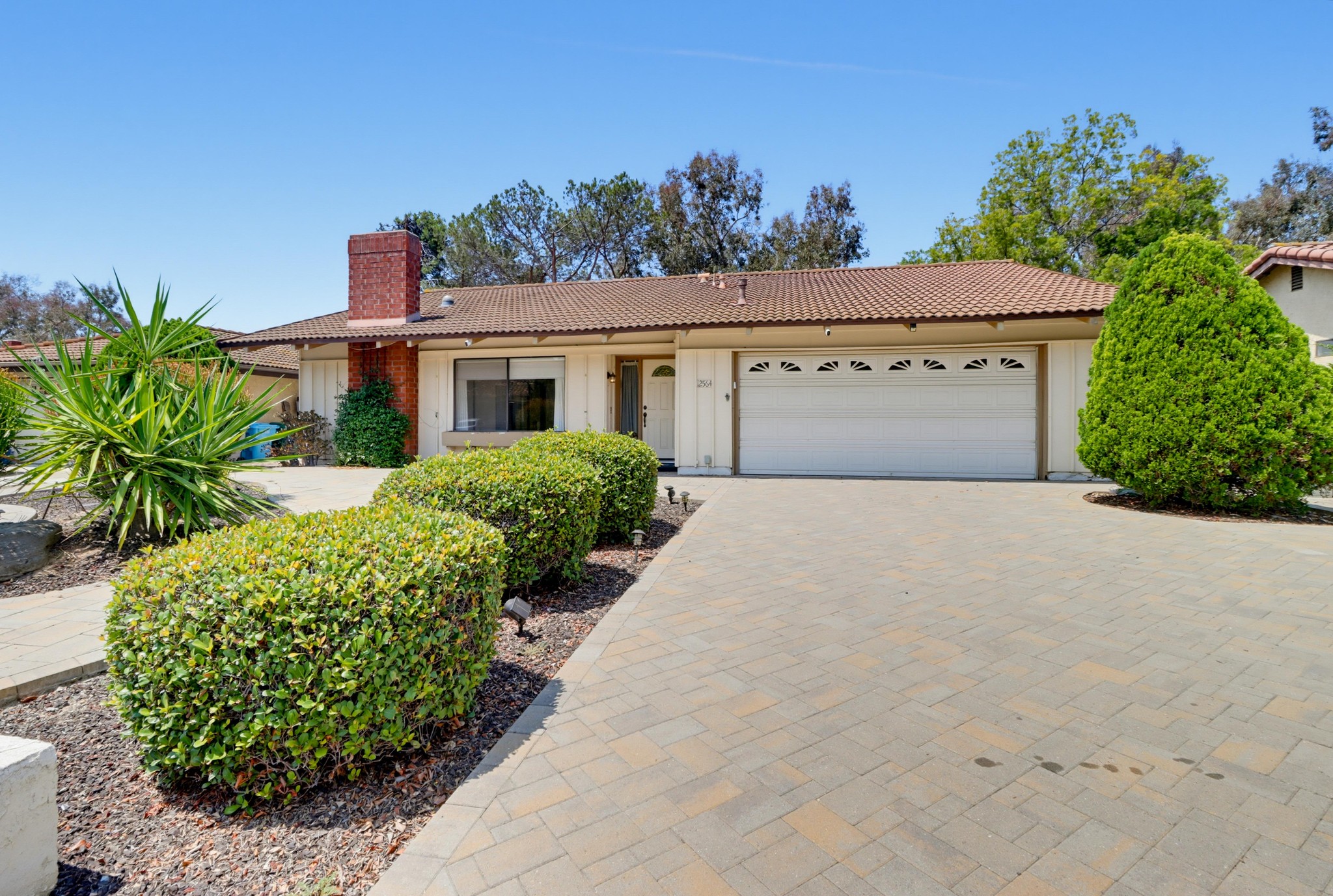 Virtual tour photo 4 of 46 for 12564 Camino Emparrado