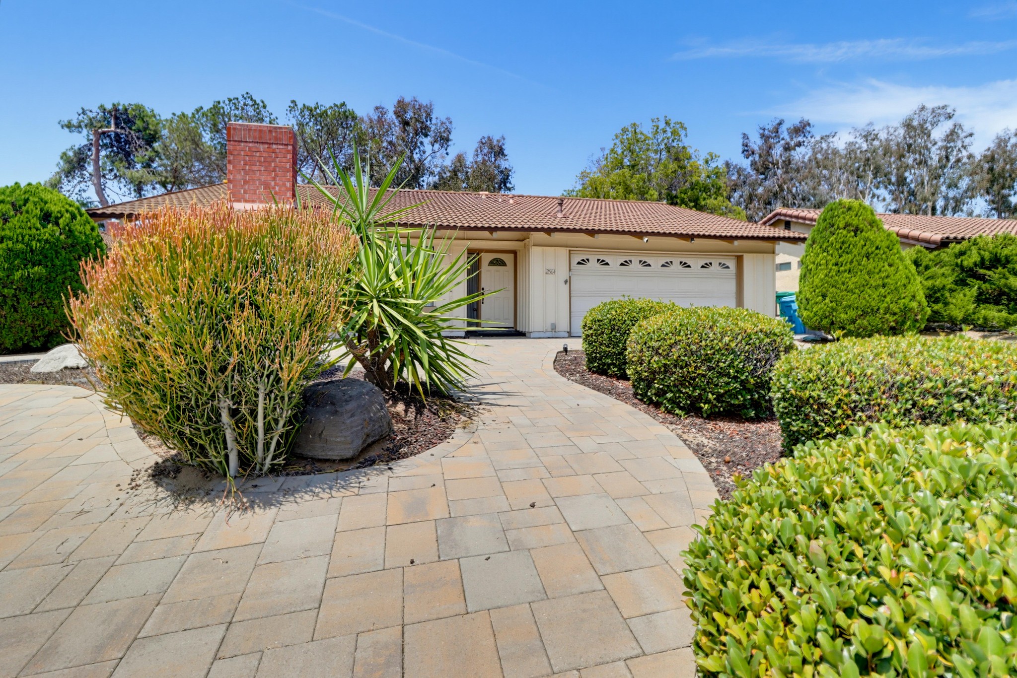 Virtual tour photo 5 of 46 for 12564 Camino Emparrado