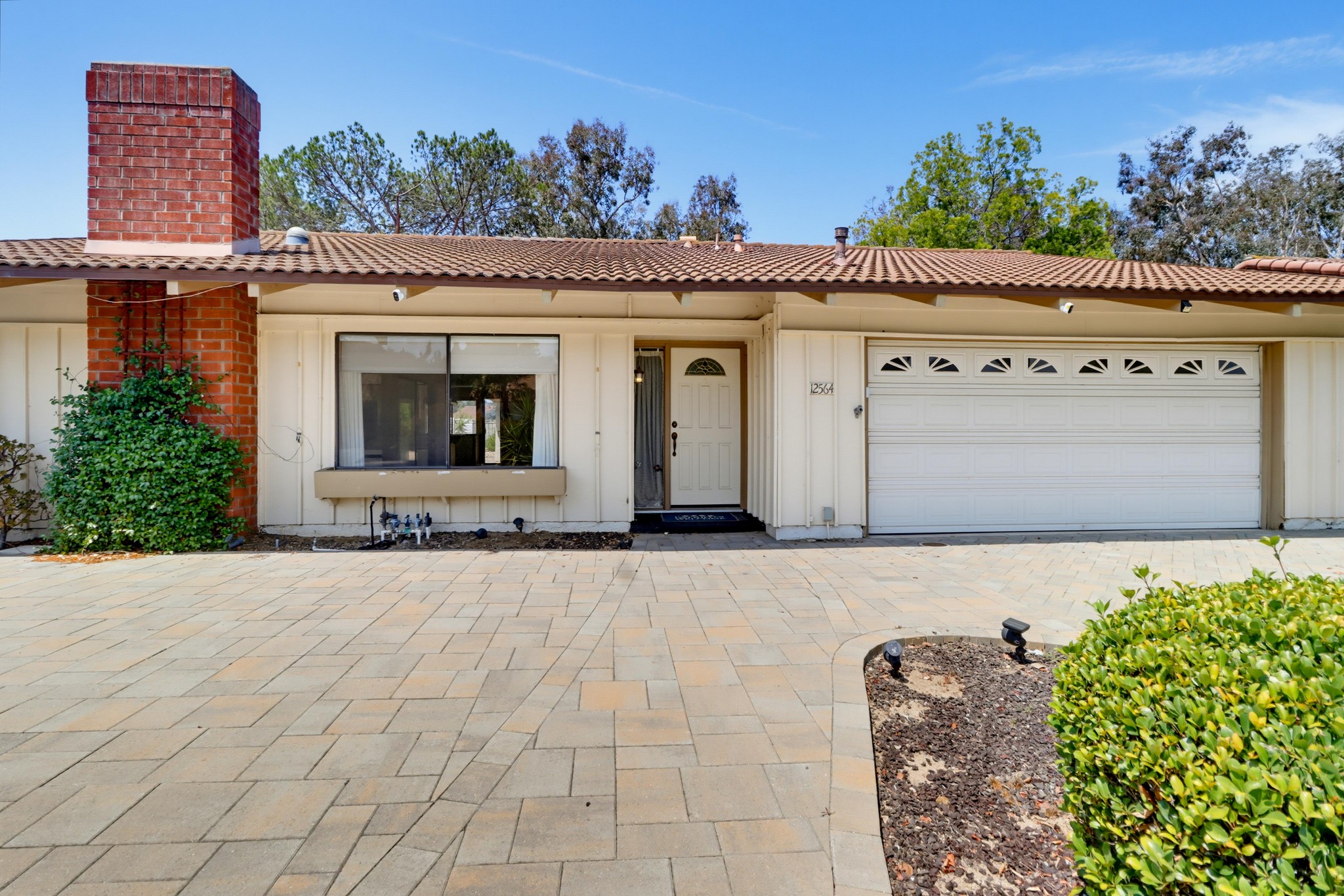 Virtual tour photo 6 of 46 for 12564 Camino Emparrado