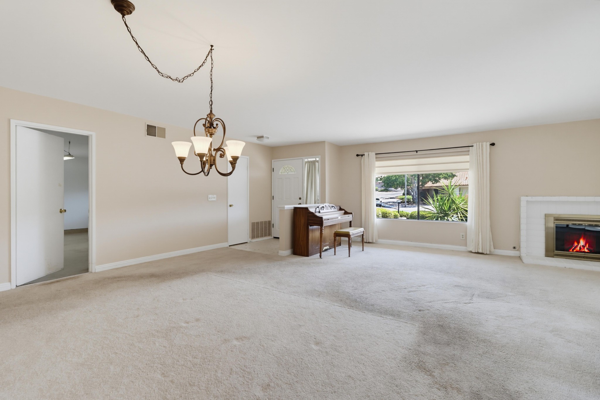 Virtual tour photo 14 of 46 for 12564 Camino Emparrado