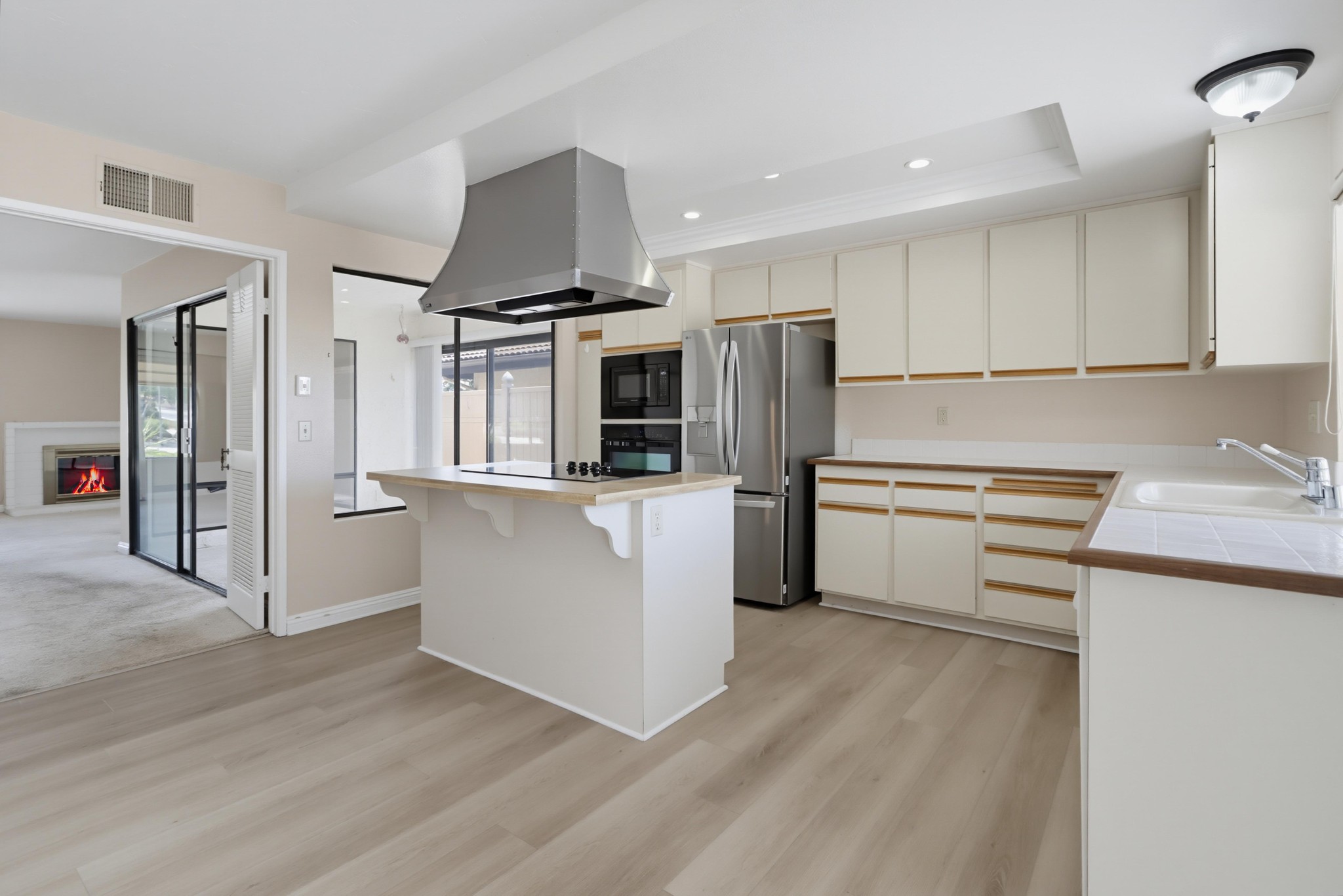 Virtual tour photo 21 of 46 for 12564 Camino Emparrado