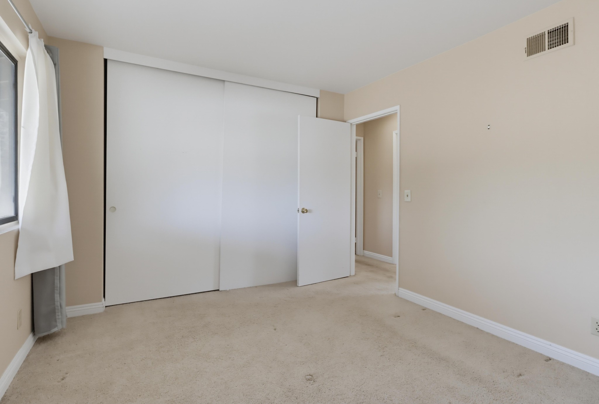 Virtual tour photo 26 of 46 for 12564 Camino Emparrado