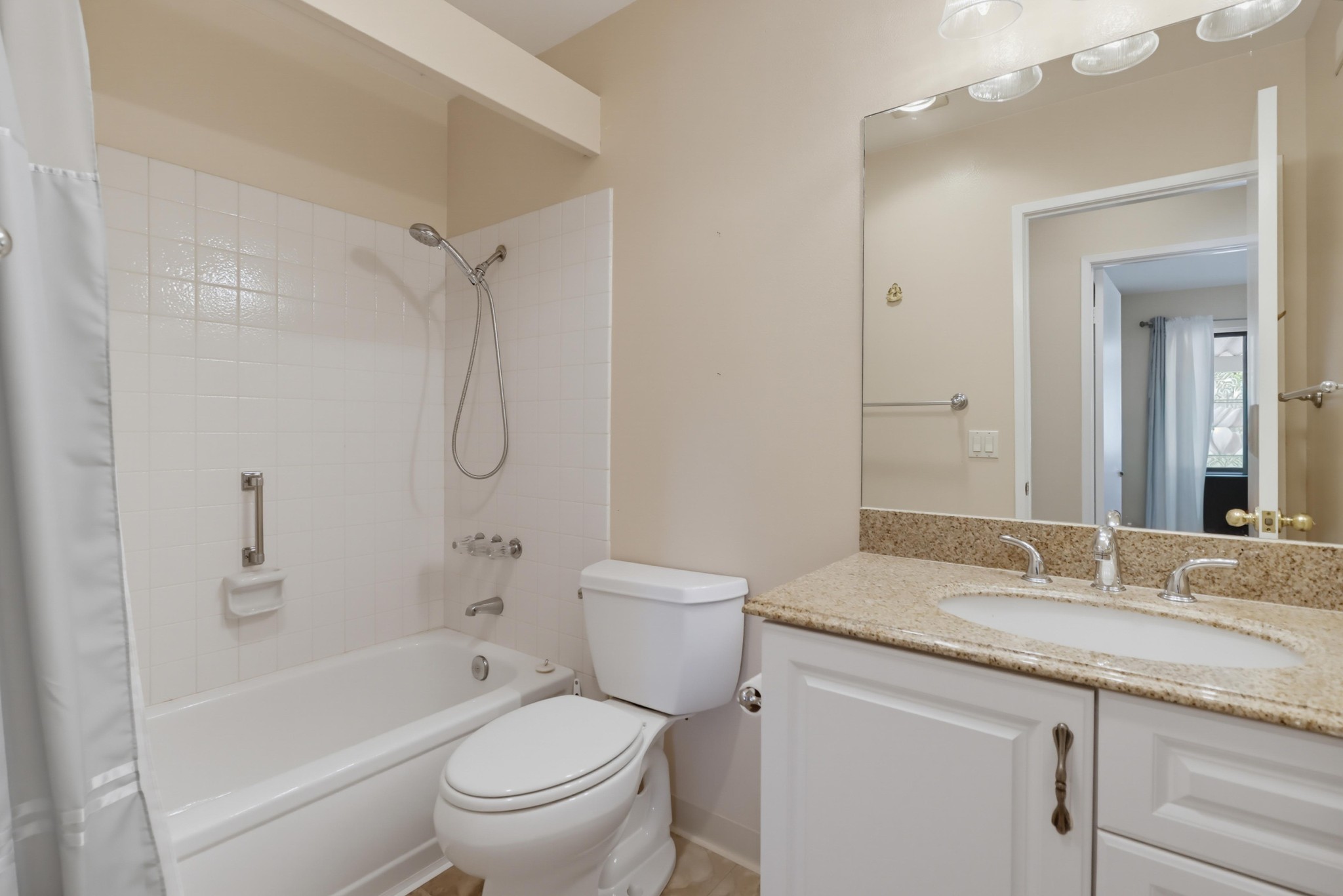 Virtual tour photo 27 of 46 for 12564 Camino Emparrado