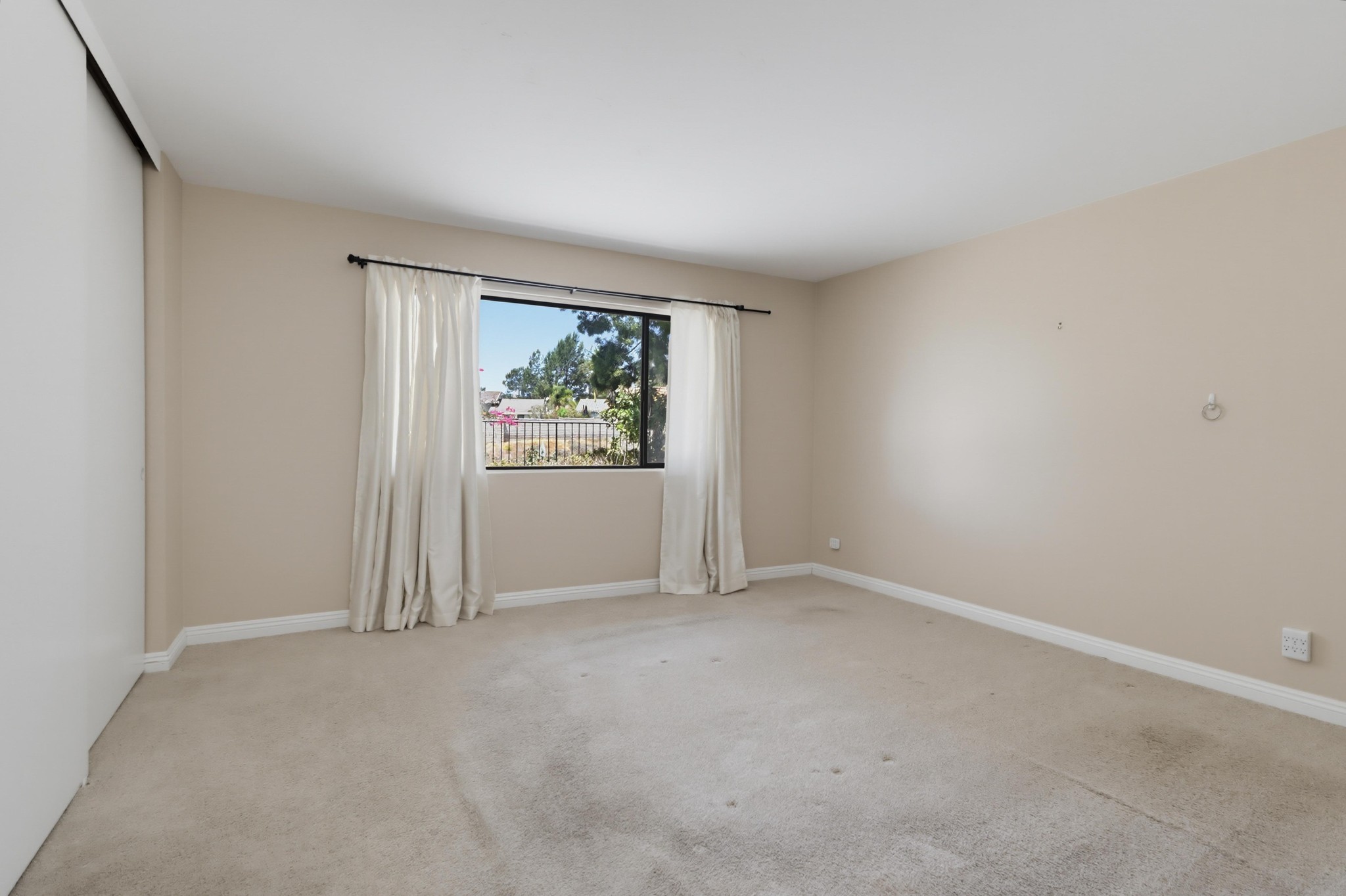 Virtual tour photo 29 of 46 for 12564 Camino Emparrado