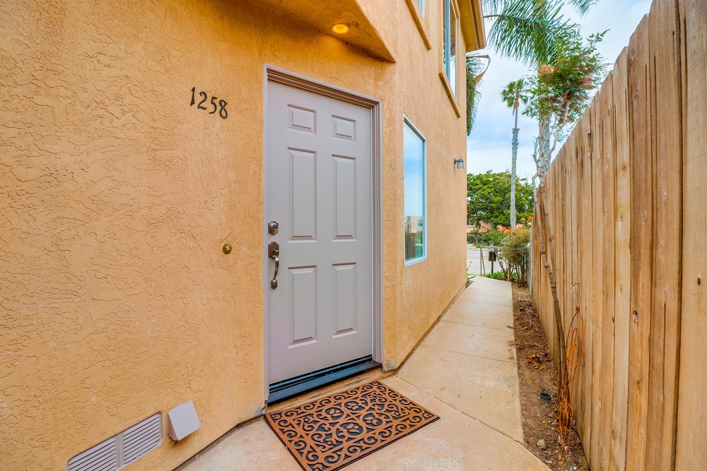Virtual tour photo 5 of 36 for 1258 Grand Ave