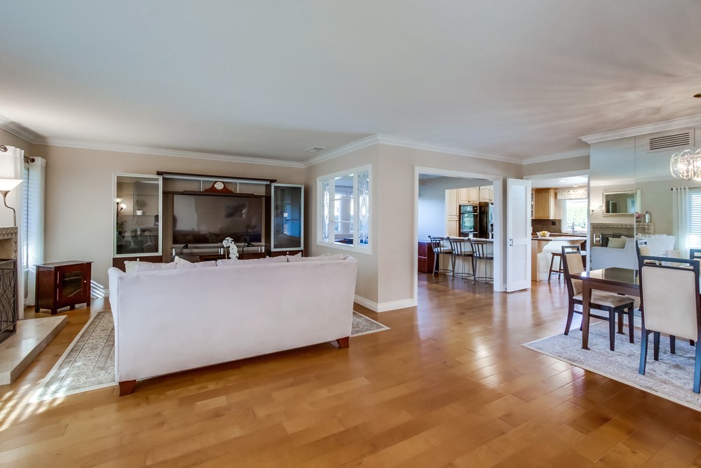 Virtual tour photo 5 of 30 for 12580 Camino Vuelo