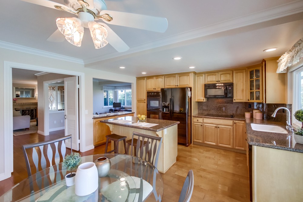 Virtual tour photo 17 of 30 for 12580 Camino Vuelo