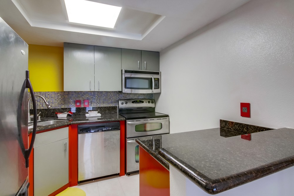 Virtual tour photo 11 of 20 for 1260 Cleveland Ave #316