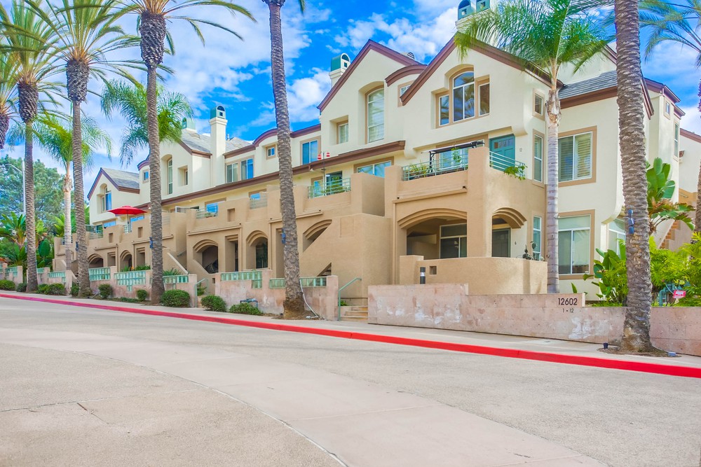 Virtual tour photo 3 of 45 for 12602 Carmel Country Rd UNIT 9