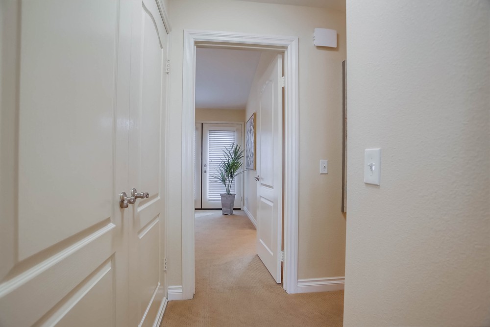 Virtual tour photo 27 of 45 for 12602 Carmel Country Rd UNIT 9