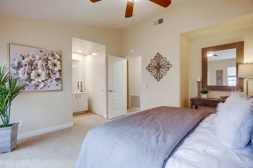 Virtual tour photo 31 of 45 for 12602 Carmel Country Rd UNIT 9