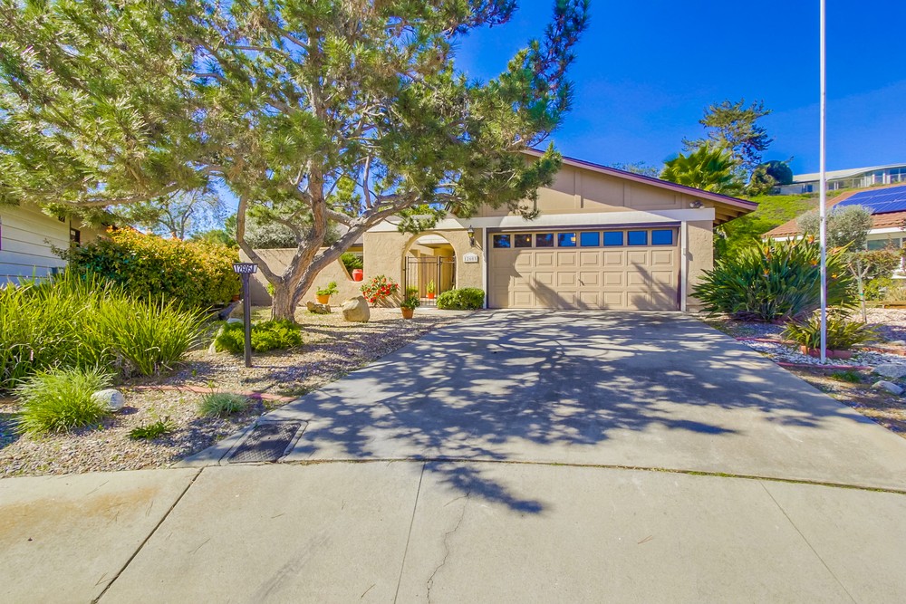 Virtual tour photo 3 of 63 for 12605 Higa Pl