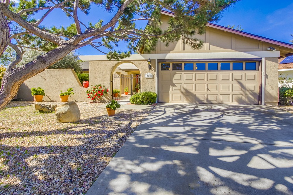 Virtual tour photo 4 of 63 for 12605 Higa Pl