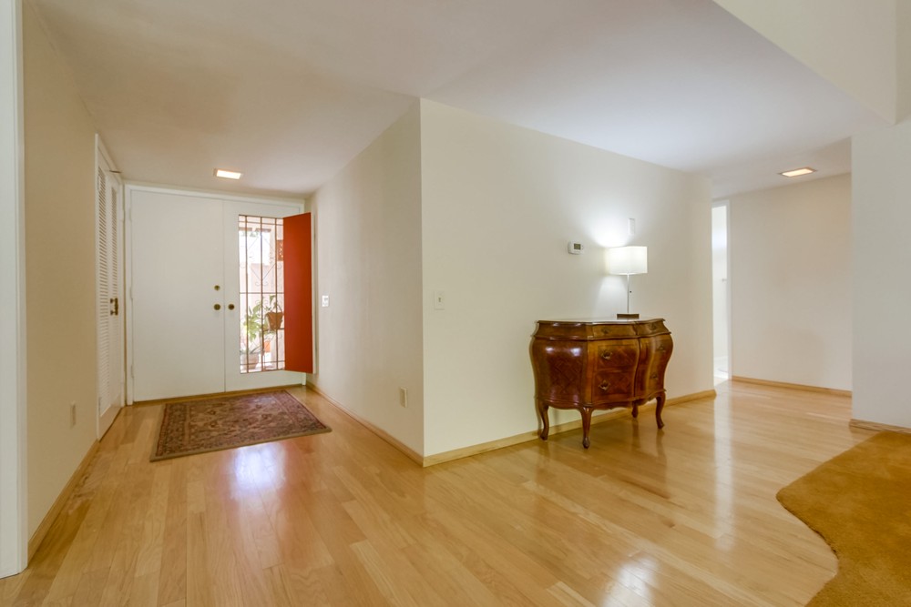 Virtual tour photo 20 of 63 for 12605 Higa Pl