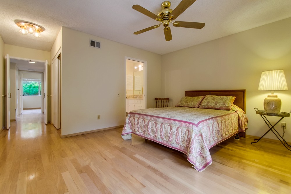 Virtual tour photo 31 of 58 for 12605 Higa Pl