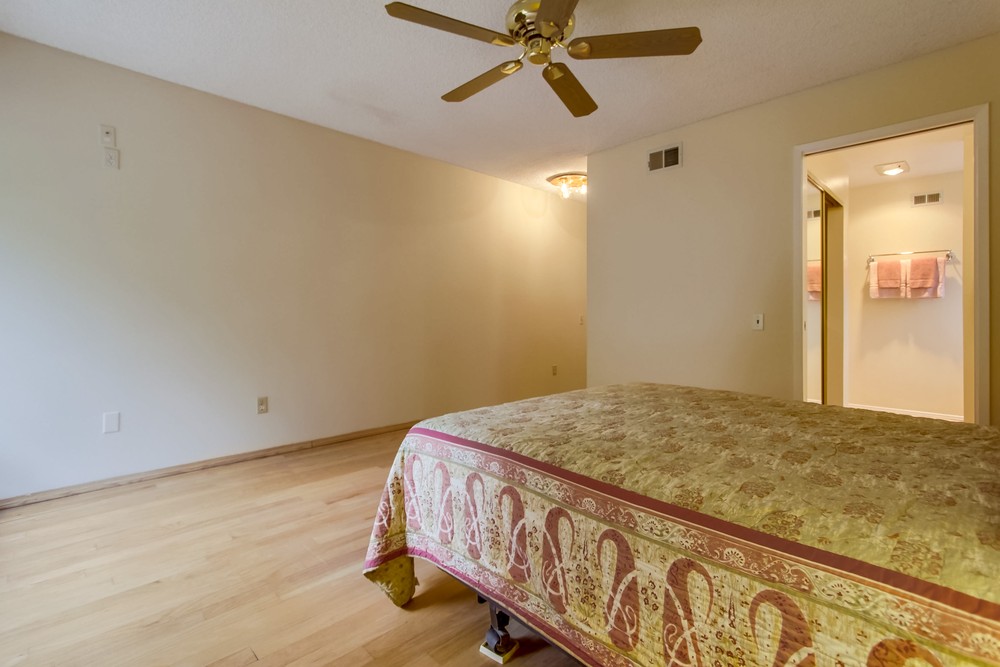 Virtual tour photo 32 of 58 for 12605 Higa Pl