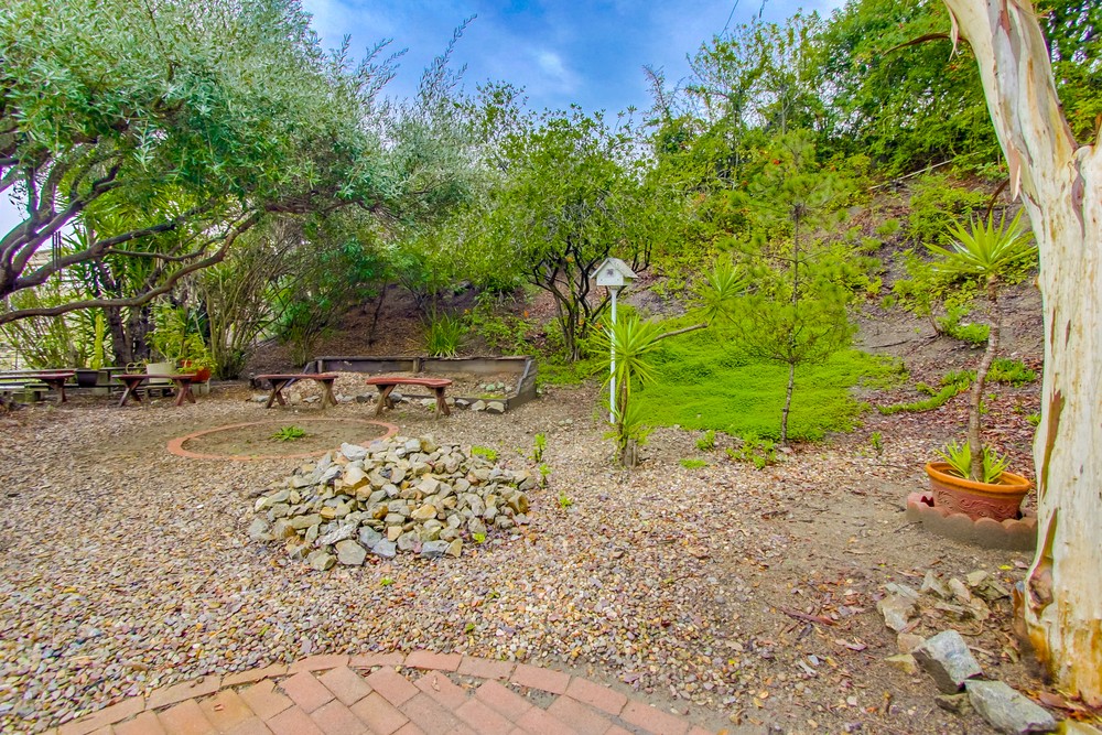 Virtual tour photo 49 of 58 for 12605 Higa Pl