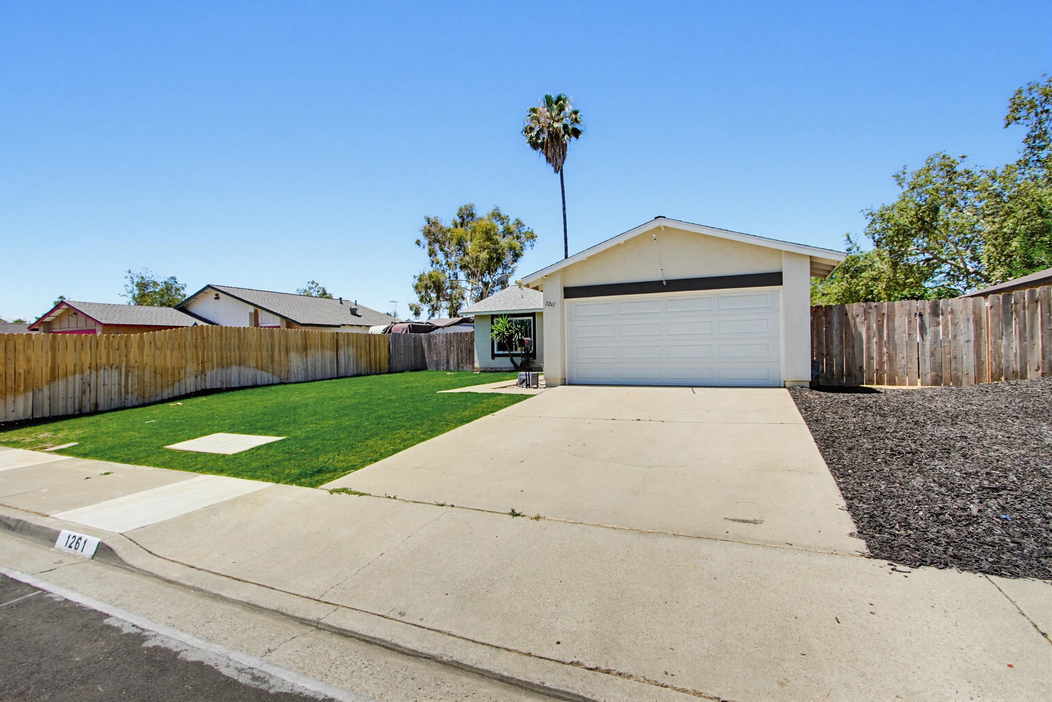 Virtual tour photo 4 of 47 for 1261 Conway Dr