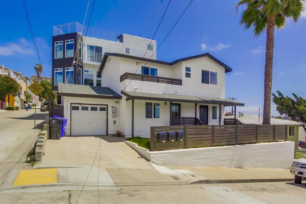 Virtual tour photo 3 of 44 for 1261 Goshen St