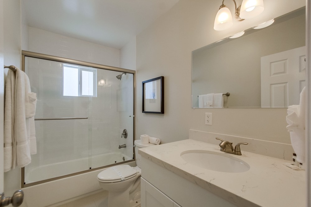 Virtual tour photo 26 of 44 for 1261 Goshen St