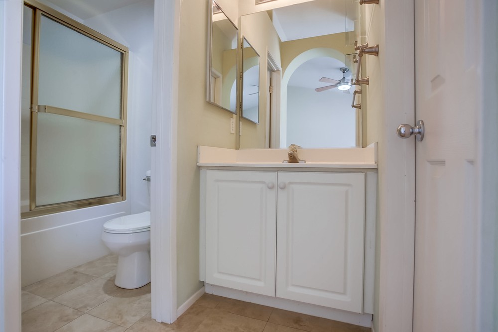 Virtual tour photo 33 of 53 for 12611 El Camino Real b