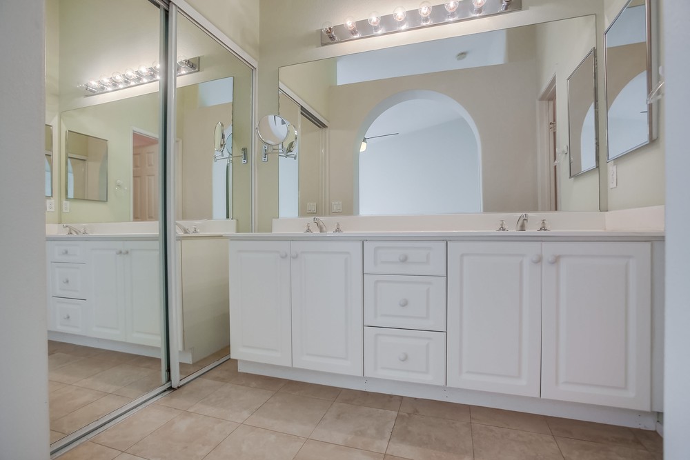 Virtual tour photo 41 of 53 for 12611 El Camino Real b